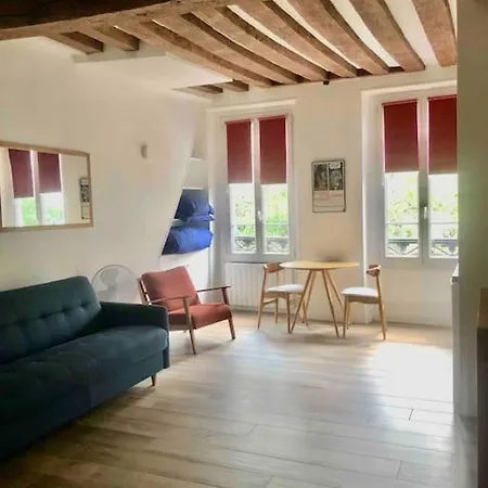 Grand Studio - Marais - Pompidou Апартаменты Париж