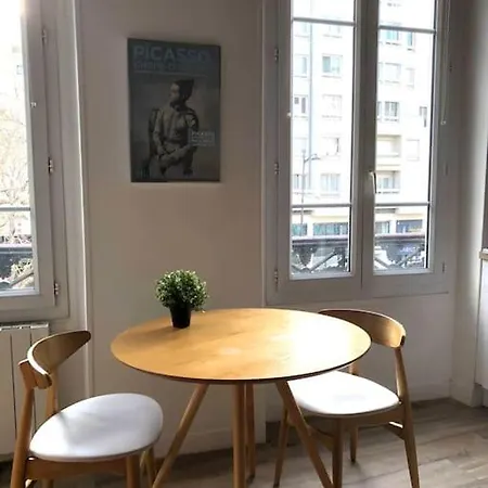 Grand Studio - Marais - Pompidou * Paris